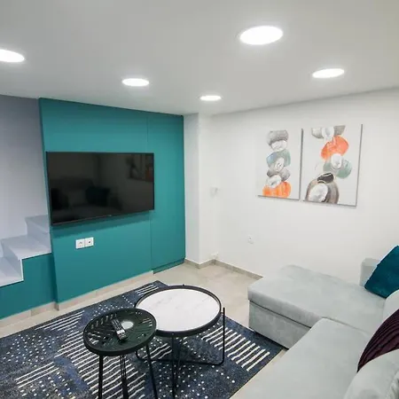 Oculus Dafni Loft B * Athens